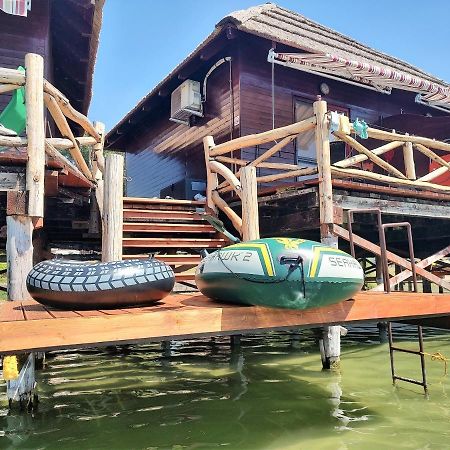 Overwater Cottage - Slovak Tahiti, Senec Luaran gambar