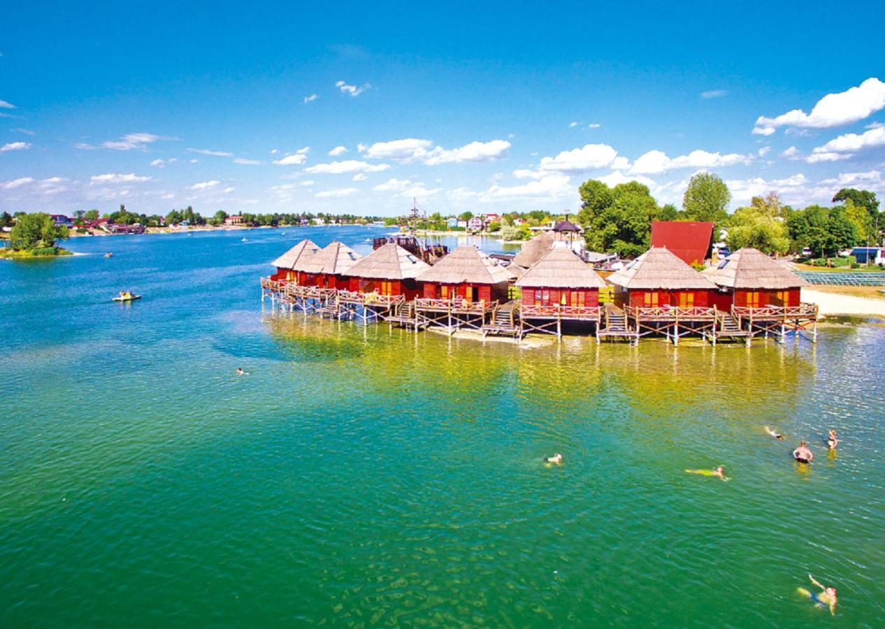 Overwater Cottage - Slovak Tahiti, Senec Luaran gambar
